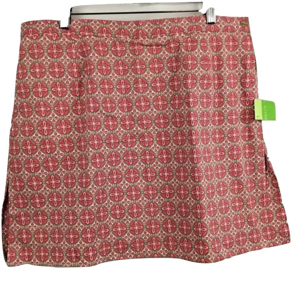 ALLISON WHITMORE Pink Medallion Back Pocket 8" Slits Women Golf Skort Size 16